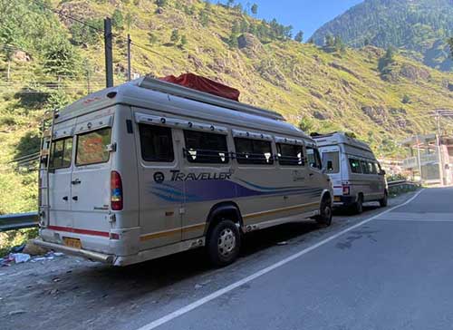 22 Seater Tempo Traveller in Chandigarh